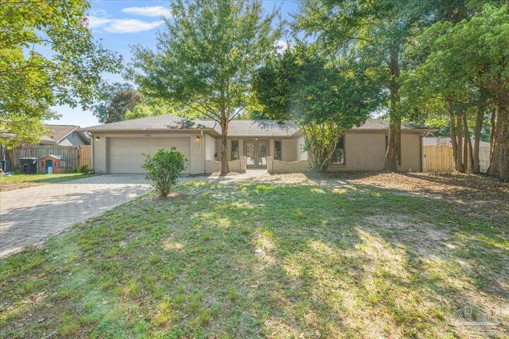 Property Photo:  4165 Monteigne Dr  FL 32504 