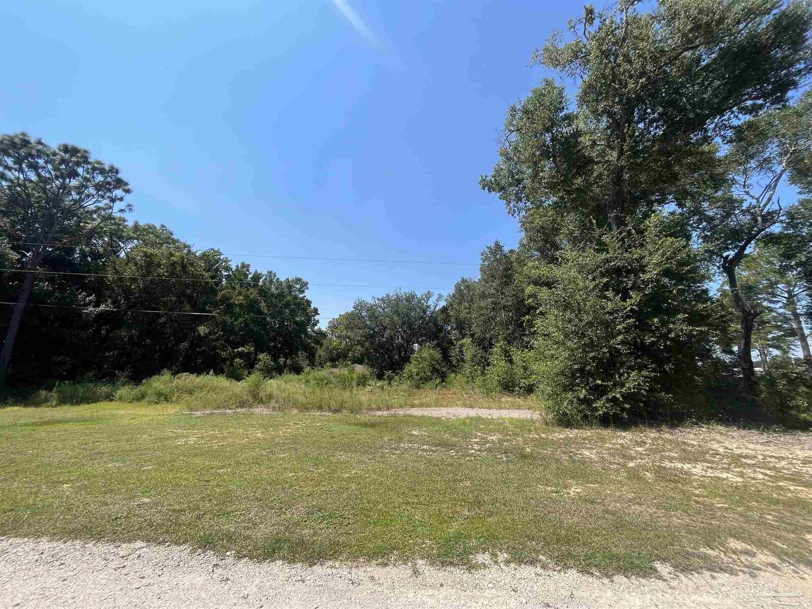 Property Photo:  2500 Blk Longleaf Dr  FL 32526 