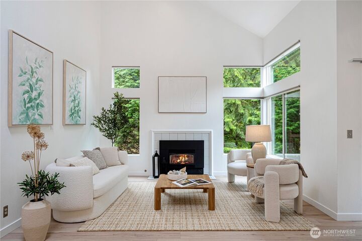 Property Photo:  11719 NE 166th Ct  WA 98011 