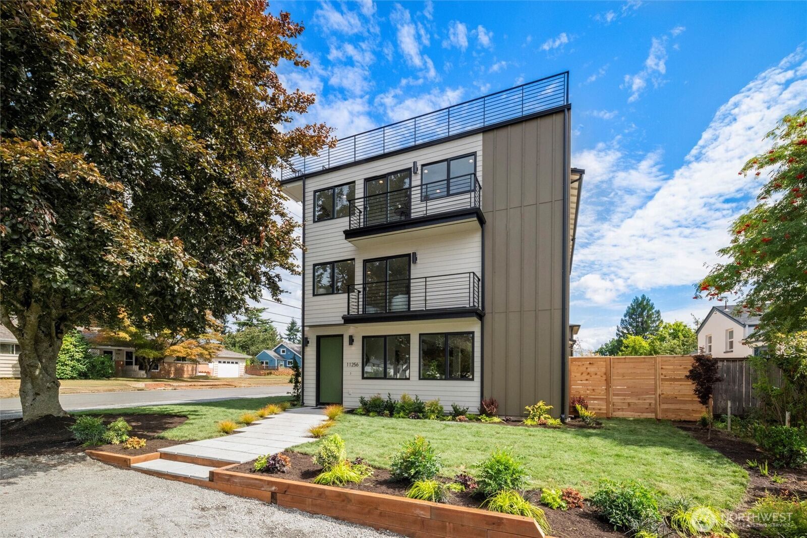 Property Photo:  11256  Evanston Avenue N  WA 98133 