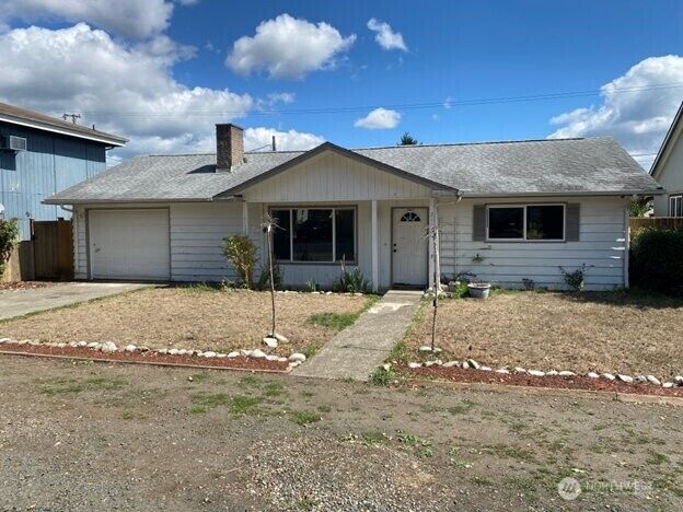 Property Photo: 2126 Adams Street WA 98584
