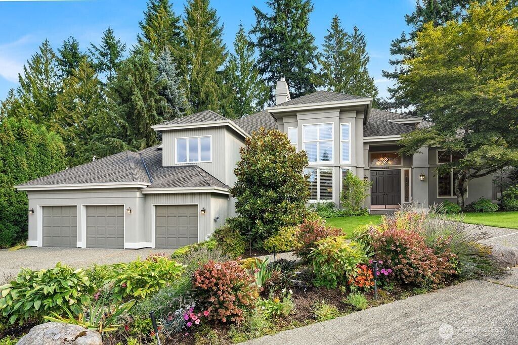 Property Photo: 5208 Isola Place NW WA 98027