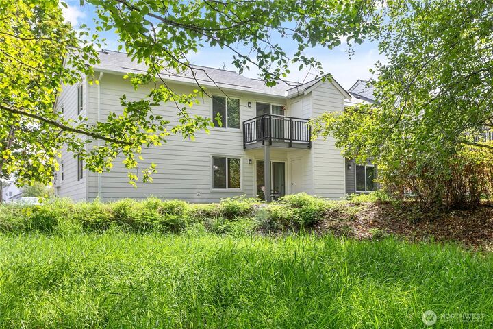 Property Photo:  4247  Wintergreen Lane 106  WA 98226 