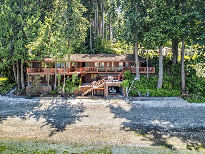 1678 NE Jacobson Road  Poulsbo WA 98370 photo