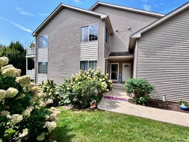 Property Photo: 5989 Fox Basin Road IL 61103