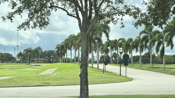 Property Photo: 16 Plantation Drive 105 FL 32966