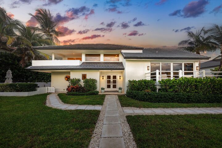 Property Photo:  5910 Old Ocean Boulevard  FL 33435 