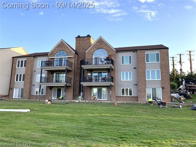 Property Photo:  3436 Adams Shore Drive  MI 48329 