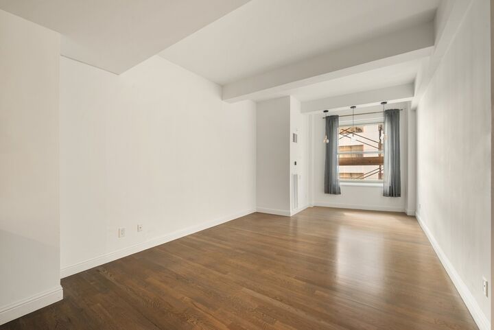Property Photo:  88 Greenwich Street 721  NY 10006 