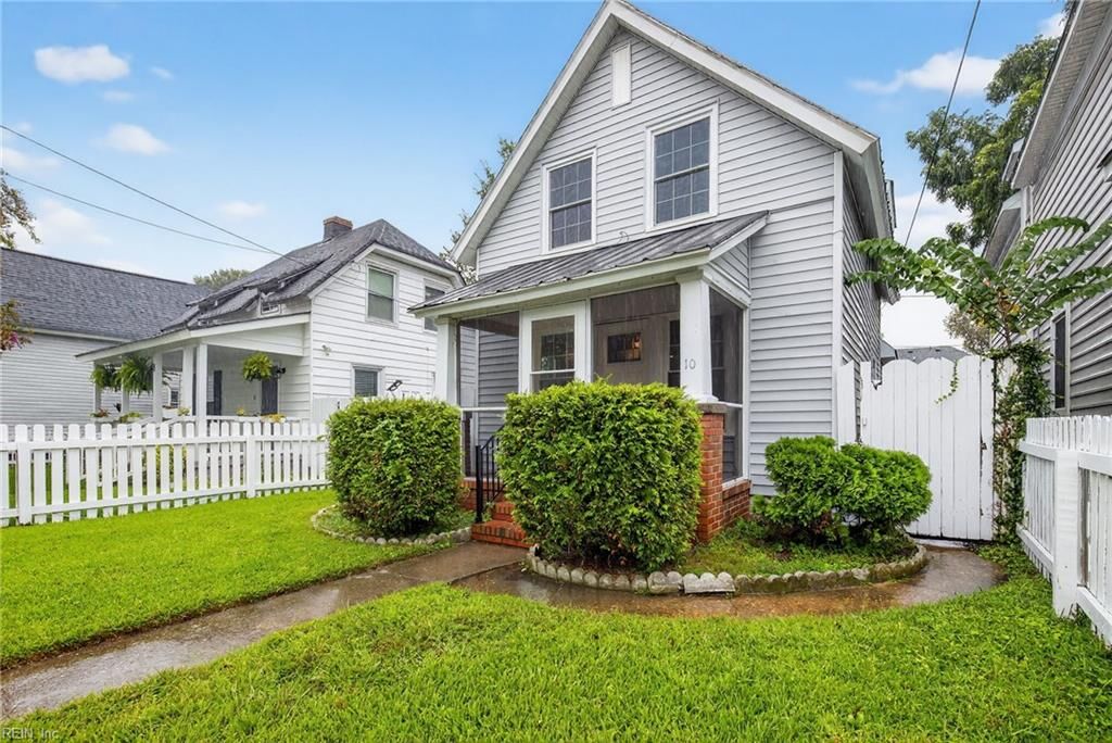 Property Photo:  10 Dewey St  VA 23704 