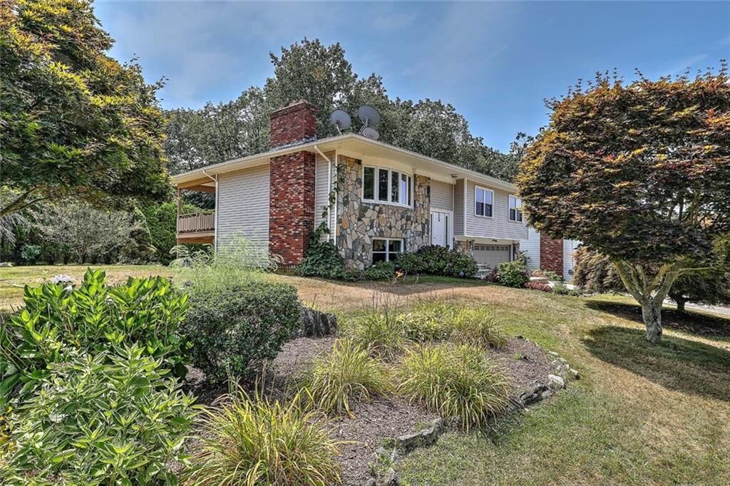 Property Photo:  18 Sherri Drive  RI 02911 