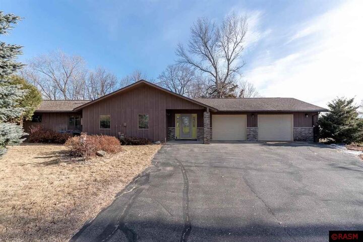 Property Photo:  46463 Cape Horn Road  MN 56017