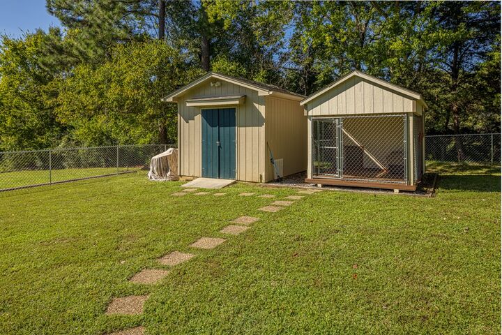 Property Photo:  102 Hawkins Street  VA 23927 