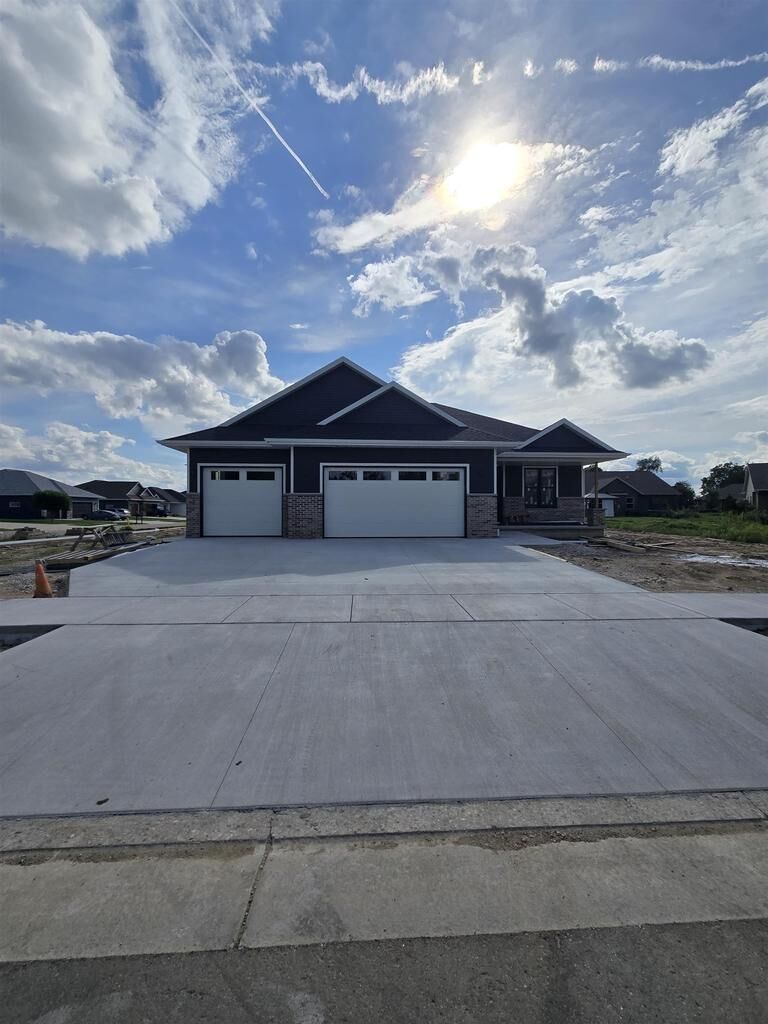 Property Photo:  5403 Samuel Drive  WI 53563 