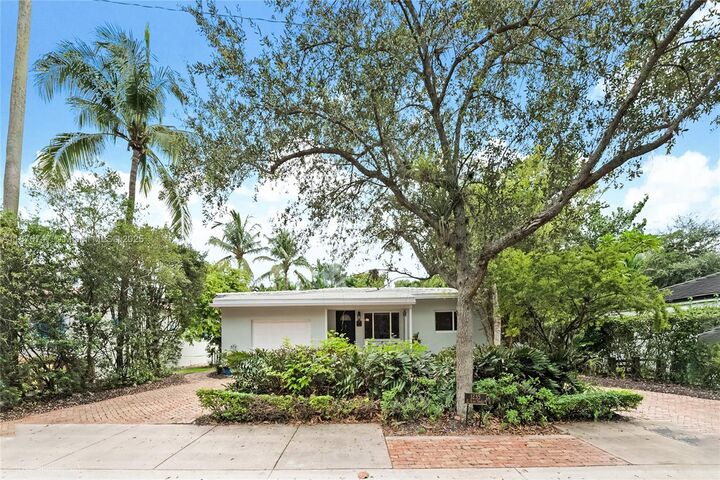 Property Photo:  1235 El Rado St  FL 33134 