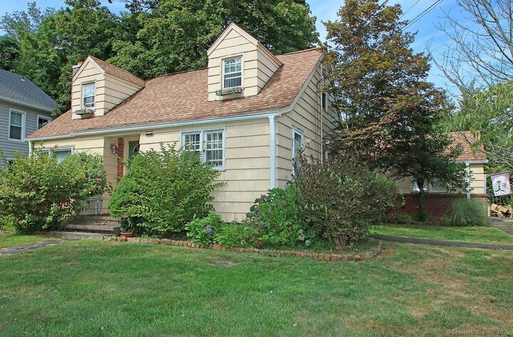 Property Photo:  520 Hartford Turnpike  CT 06517 