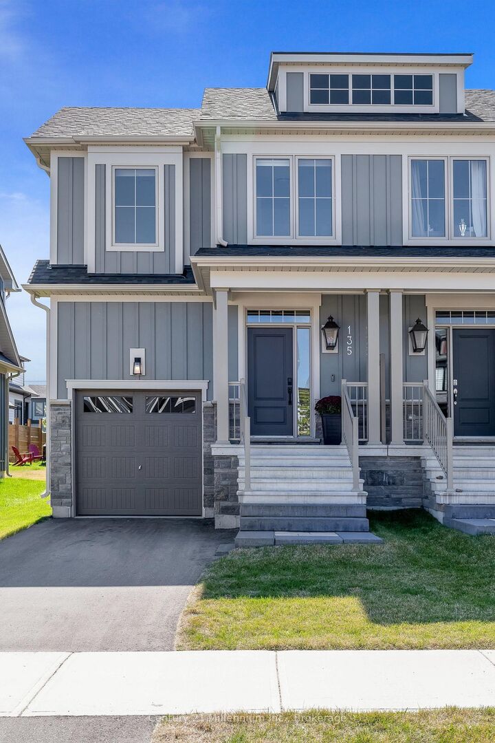 Photo de la propriété: 135 Courtland Street ON L9Y 0R4