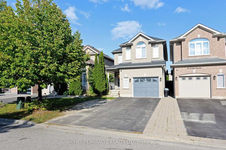 41 Cottage Crescent  Whitby ON L1R 0B2 photo