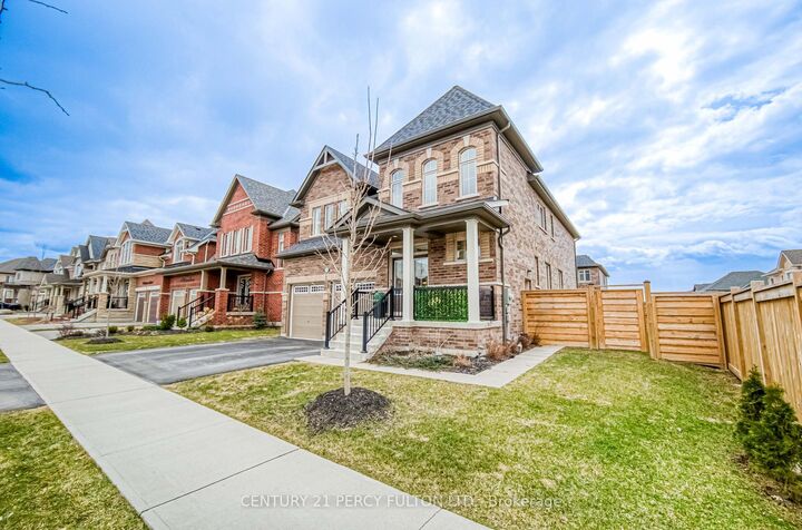 Property Photo: 13 Toulouse Street ON L1P 0J2