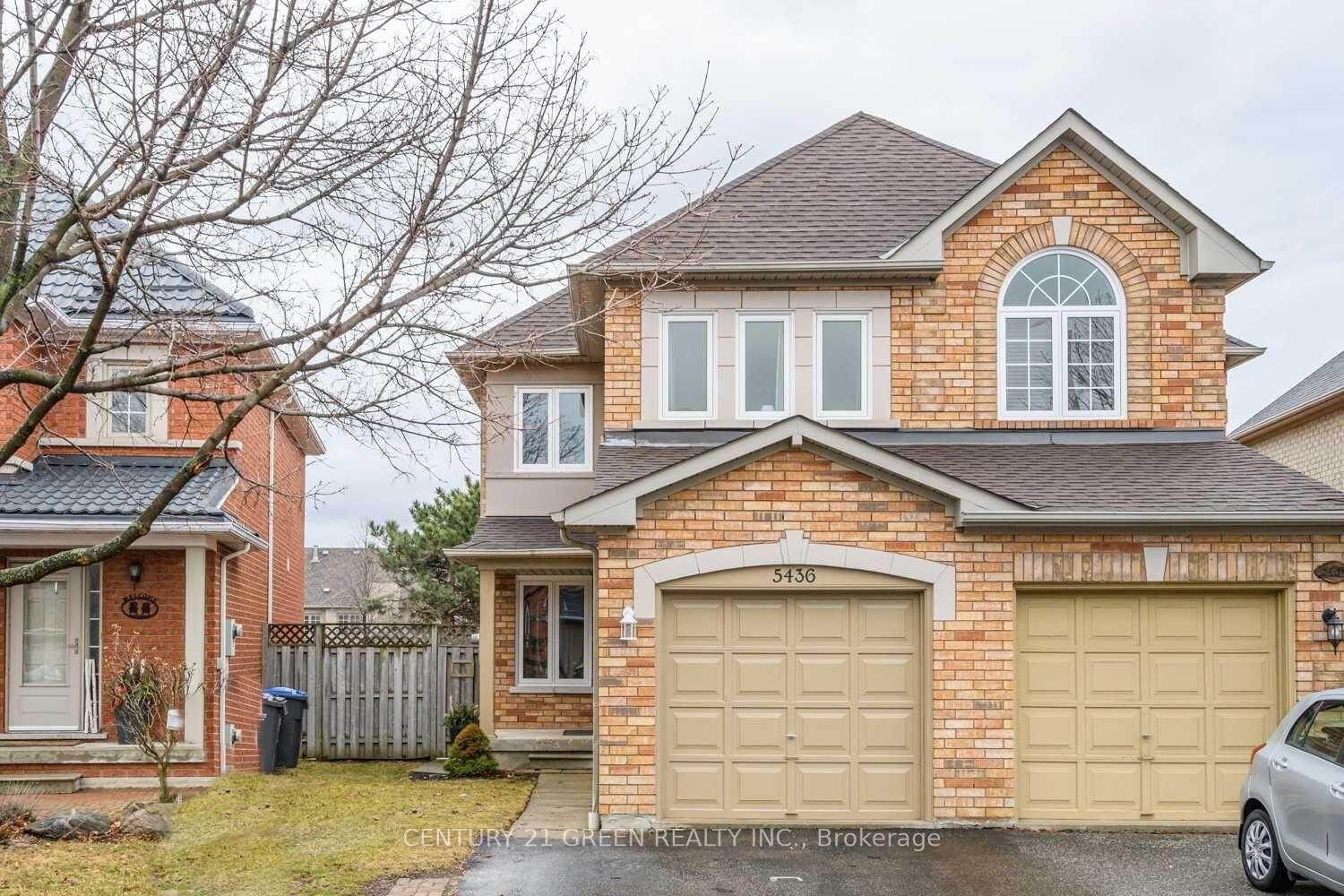 Property Photo:  5436 Byford Place Upper Portion  ON L4Z 3W9 