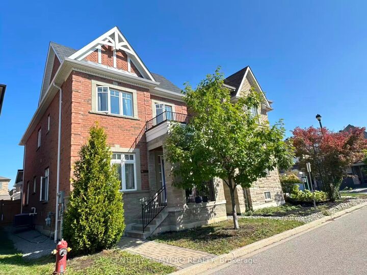 Photo de la propriété:  26 Plantain Lane  ON L4E 1B9 