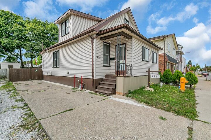 Property Photo:  1641 Drouillard  ON N8Y 2S4 