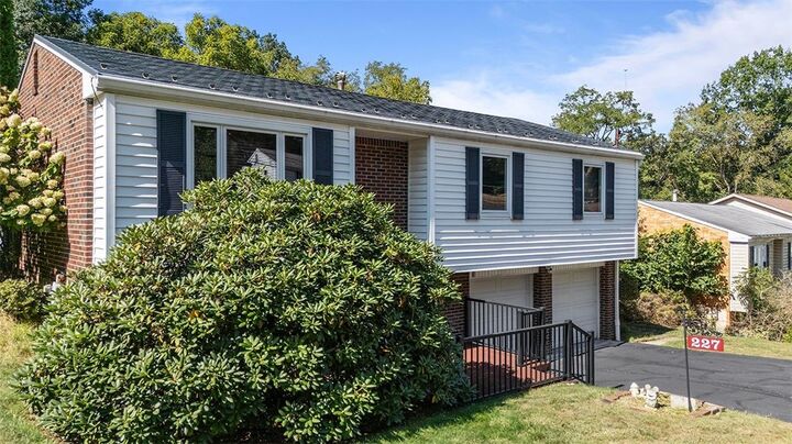 Property Photo:  227 Yosemite Dr  PA 15235 