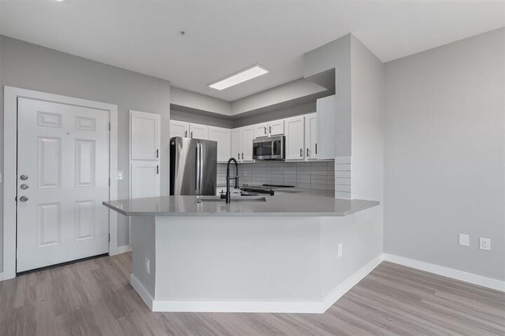 Property Photo: 2320 Gracy Farms Lane 1423 TX 78758