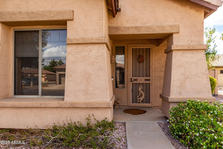 Property Photo:  894 E Sheffield Avenue  AZ 85225 