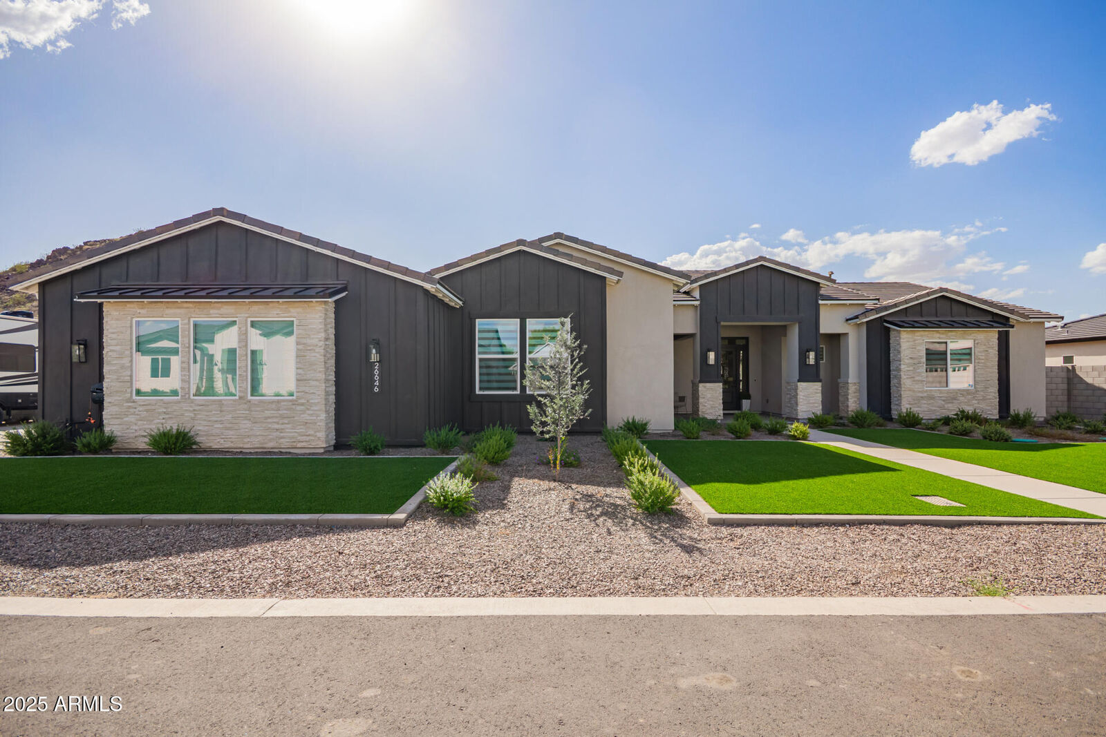 Property Photo:  26646 S 169th Place  AZ 85142 