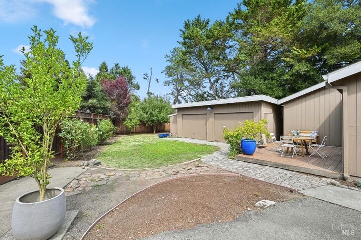 Property Photo:  239 Valparaiso Avenue  CA 94931 