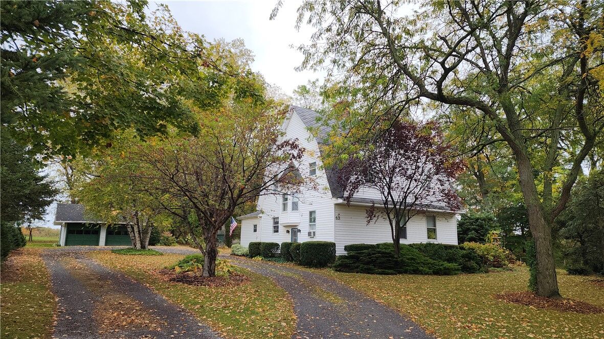 Property Photo:  63 Pre Emption Road  NY 14415 