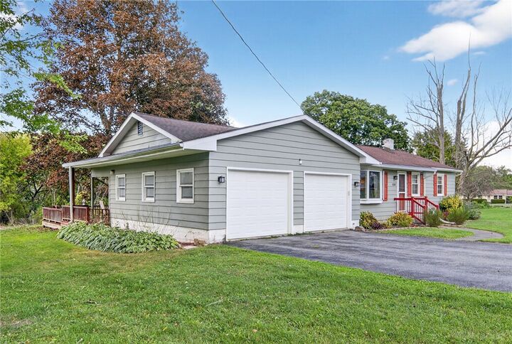 Property Photo:  400 Main Street  NY 14867 