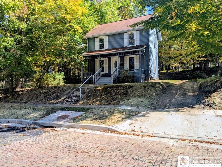 Property Photo:  654 Barrows Street  NY 14701 