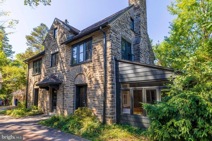 7206 McCallum Street  Philadelphia PA 19119 photo