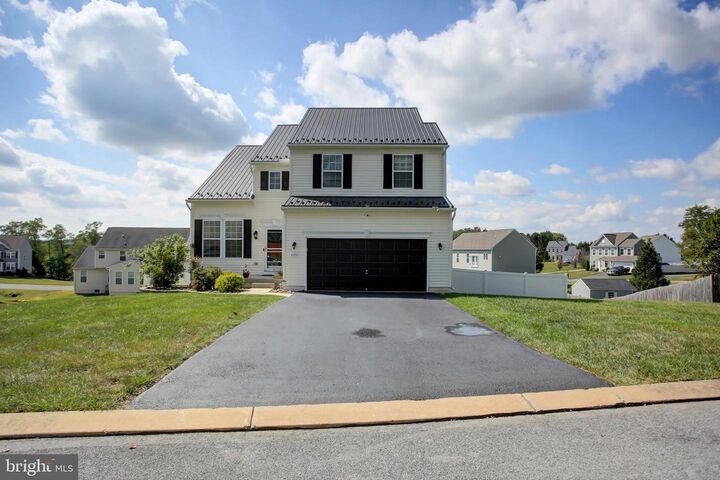 Property Photo: 6816 Pennington Drive PA 17222