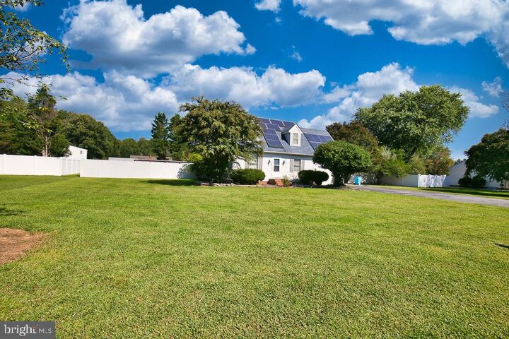 Property Photo:  803 Lyndhurst Lane  MD 21804 