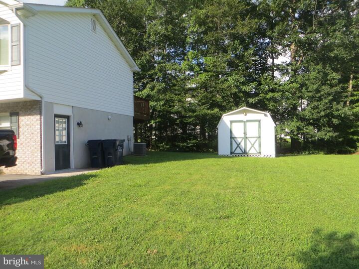 Property Photo:  35 Catalpa Drive  MD 21901 