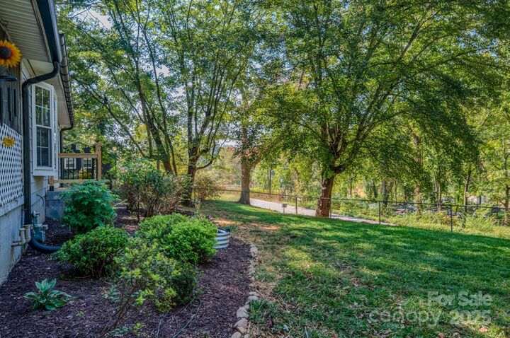 Property Photo:  173 Old County Home Road  NC 28806 