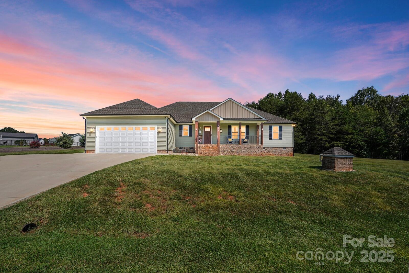 Property Photo:  3482 Storybrook Lane  NC 28673 