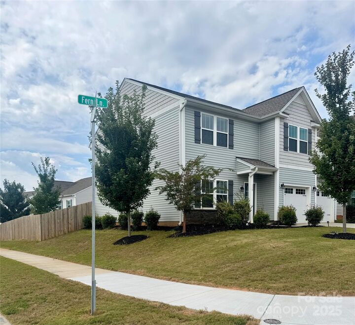 Property Photo:  119 Fern Lane  NC 28166 