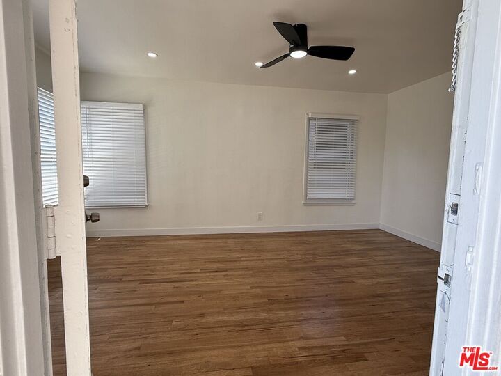 Property Photo: 2618 S Barrington Ave CA 90064