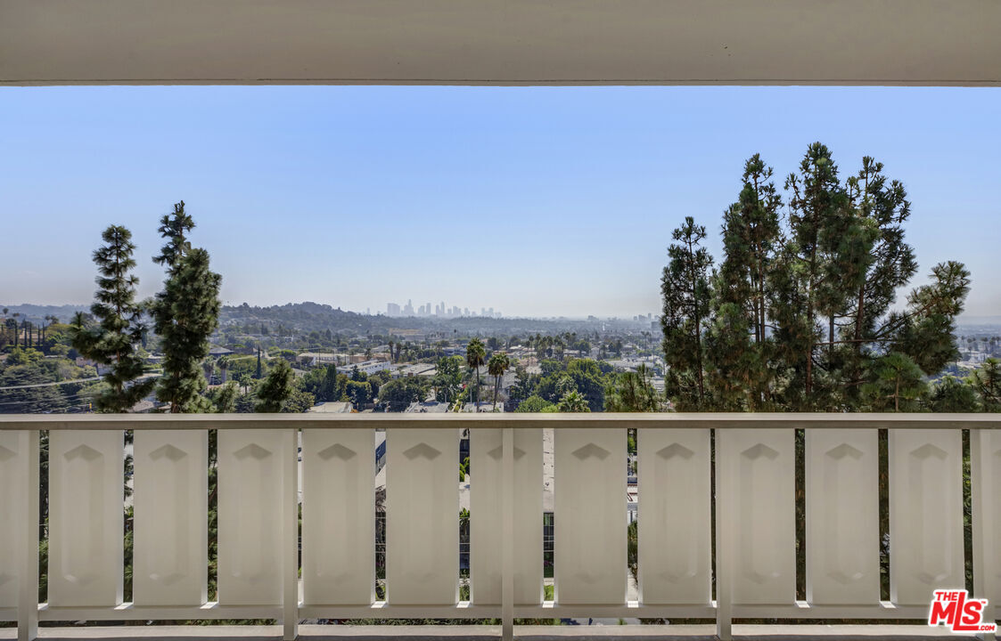 Property Photo:  4455 Los Feliz Blvd  CA 90027 