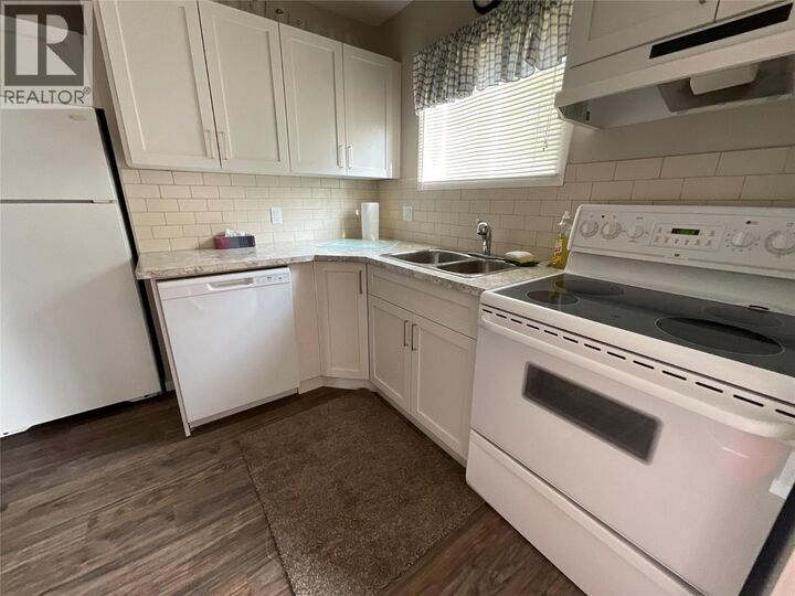 Property Photo: 64 Merrick Place BC V0C 2W0