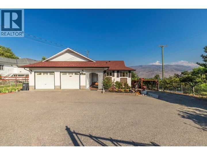 Property Photo:  6099 Ellison Avenue  BC V0H 1X4 