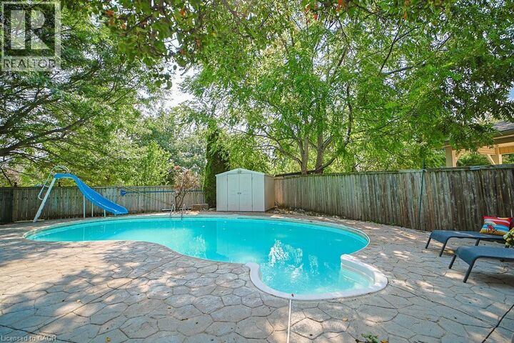 Photo de la propriété: 47 Blackfriar Lane ON N3R 7M2