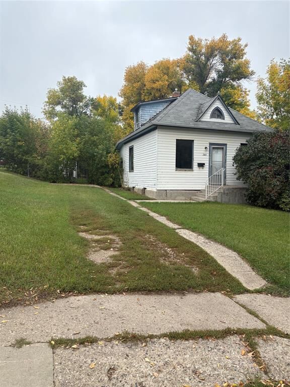 260 Franklin Street  Brandon MB R7A 5P3 photo