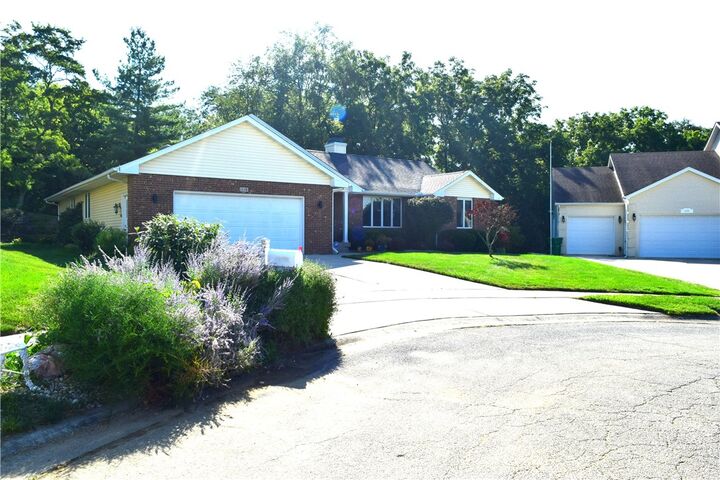 Property Photo:  1110 Woodridge Court  IL 62526 