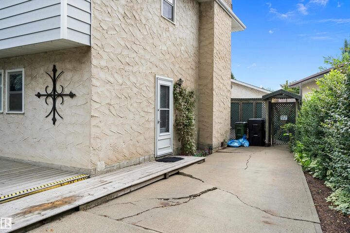 Property Photo:  3443 87 Street NW  AB T6K 0J1 