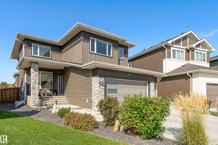 Property Photo:  52 Roberge Close  AB T8N 7W3 